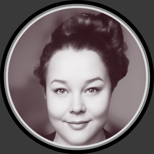 Headshot of Meg Gillespie, Founder of CreditBeast